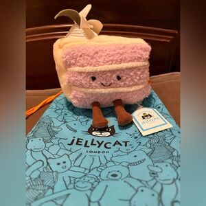 BNWT Jellycat Shanghai Exclusive Yulan Taro Cake